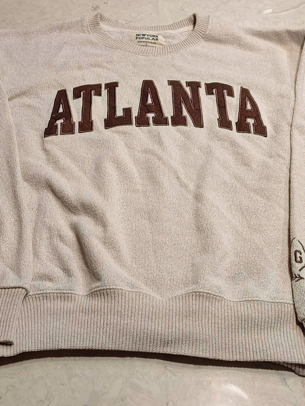 New York Popular Atlanta Cream Crewneck Sweatshirt